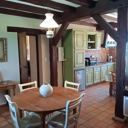 Prázdninový dům Charmante Avec Jardin Cloture, Cheminee Et Wi-fi Proche De La Dordogne - Fr-1-616-150